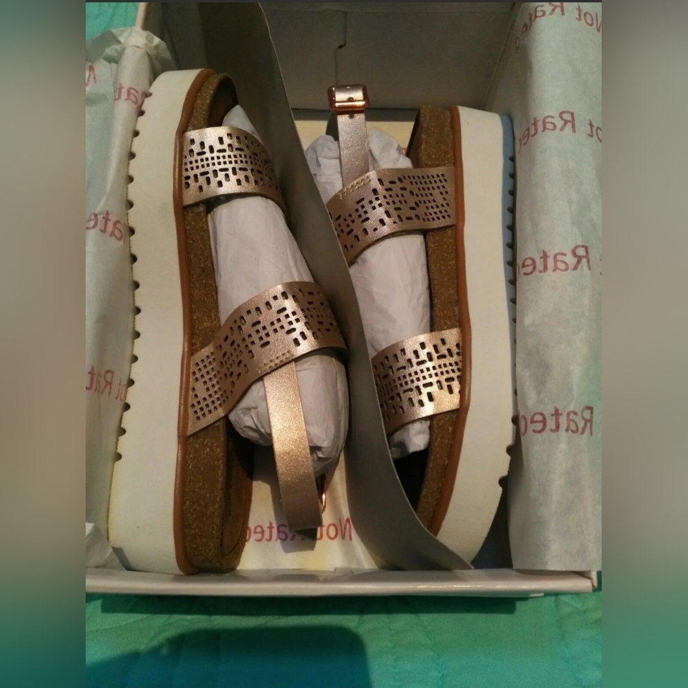 NOT RATED Women's Platform Strap Heal Sandals Anatalia Champagne Size 6 7 8 9 10